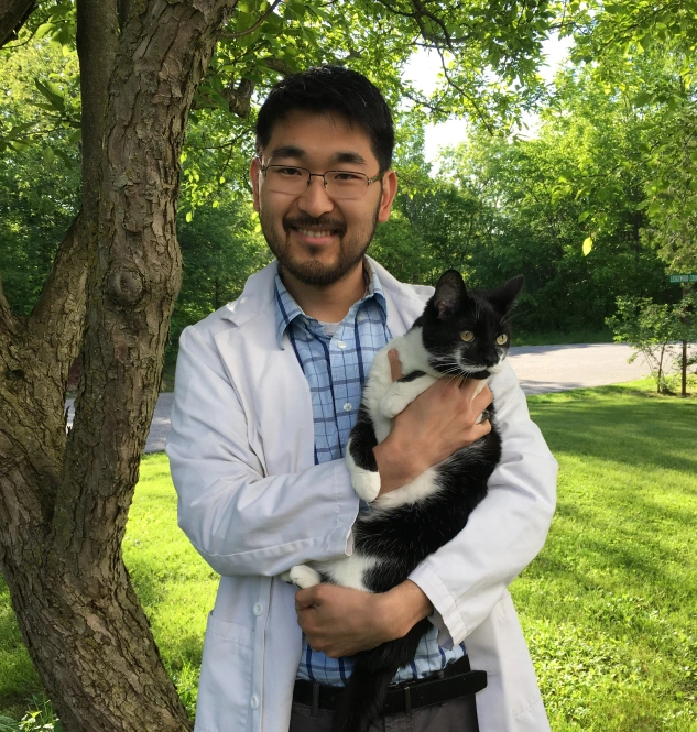 Dr. Dong Kim